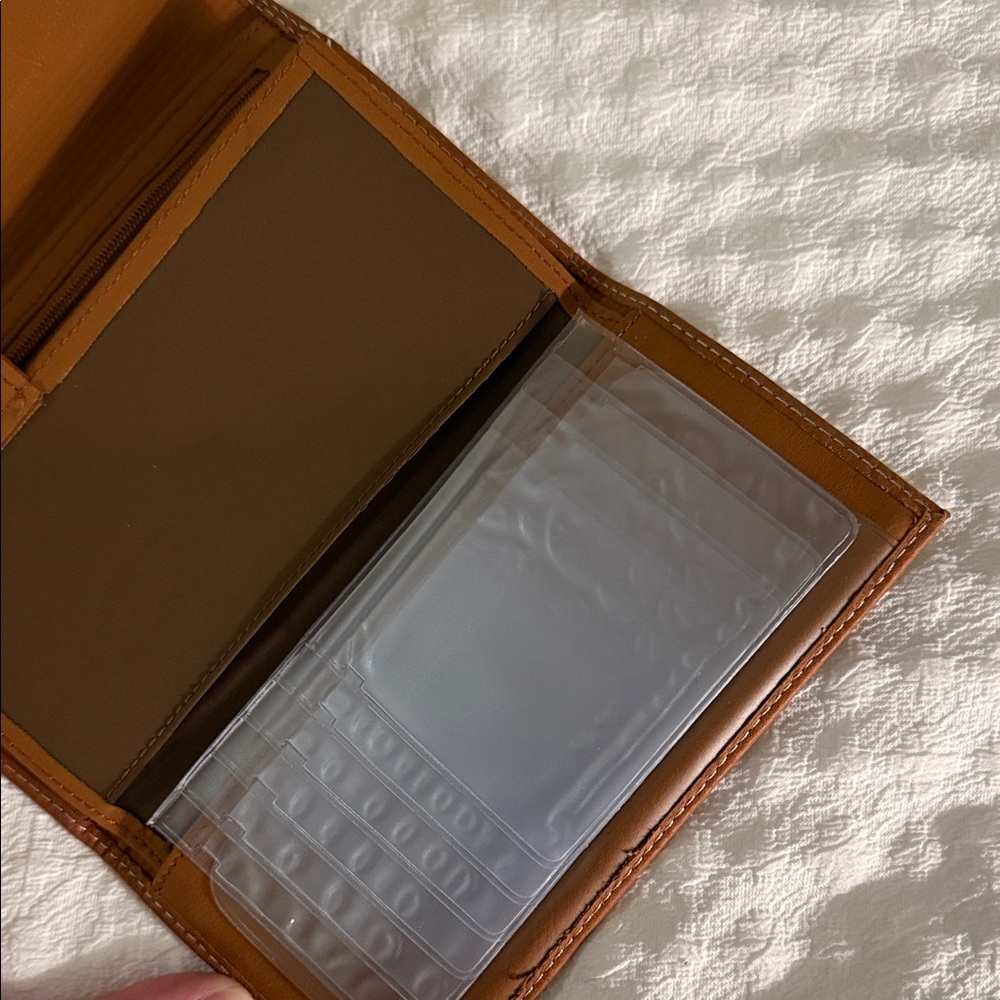 Relativity Brown Wallet - Picture 4 of 6